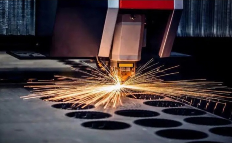 激光切割機能耗、冷卻需求與電力負載參數對比