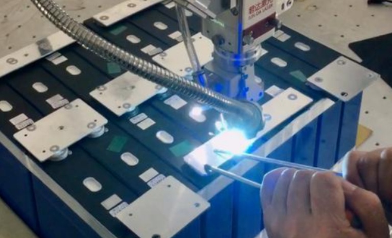 儲能電池激光焊接機良率不穩定的原因與解決方案